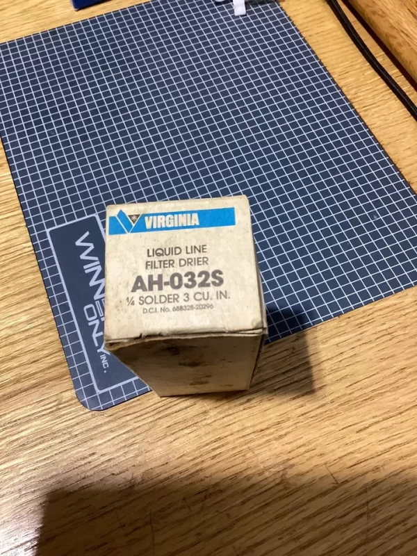 Virginia liquid line filter drier Ah-032S 1/4 Solder 3 cu in - Image 2