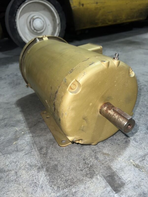 Baldor EM3559 3HP 3450RPM 3-Phase 60Hz F1.15 General Purpose Motor - Image 3