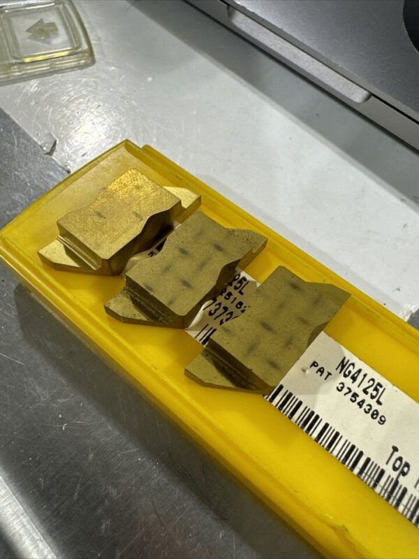 KENNAMETAL NG4125L KC810 Top Notch Inserts 3pk - Image 2