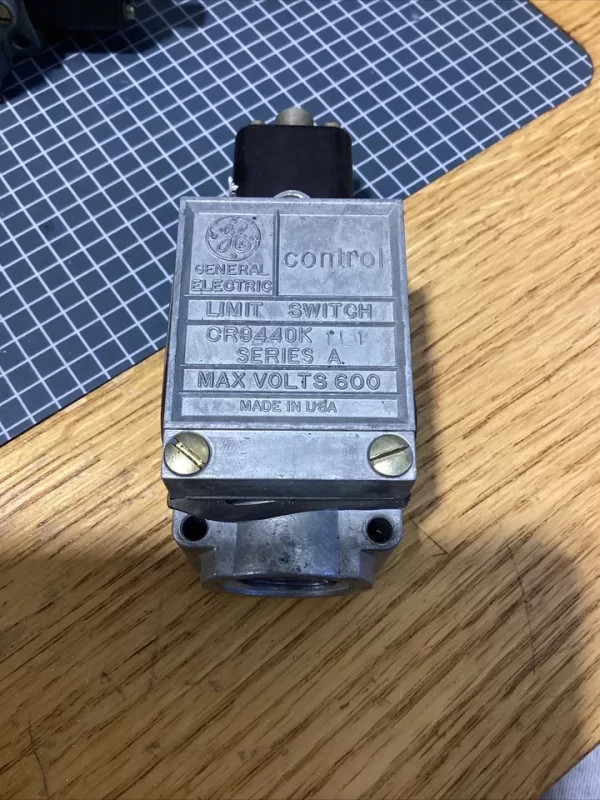 General Electric CR9440K1L1 Limit Switch SELLER REFURBISHED SHIPS TODAY - Image 2