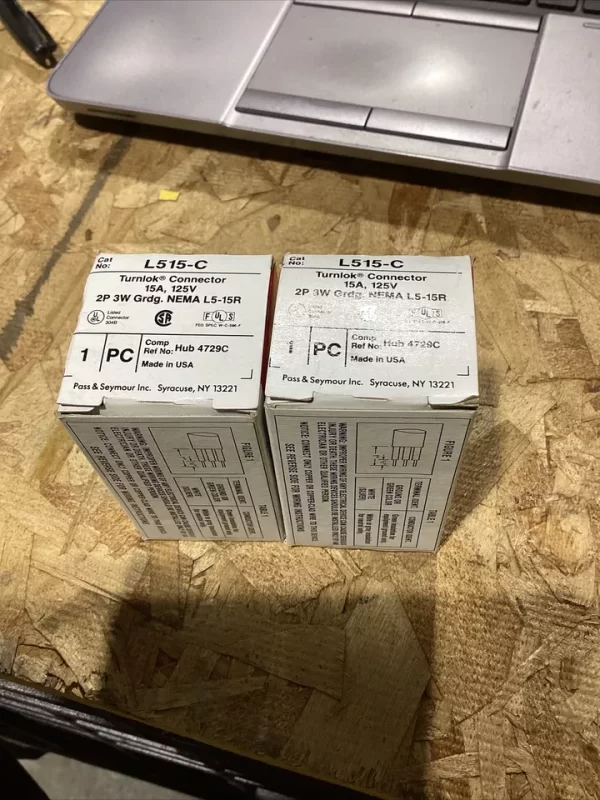 Pass and Seymour L515-C Turnlok Connector 3W 15A 125V NEW IN BOX - Image 2
