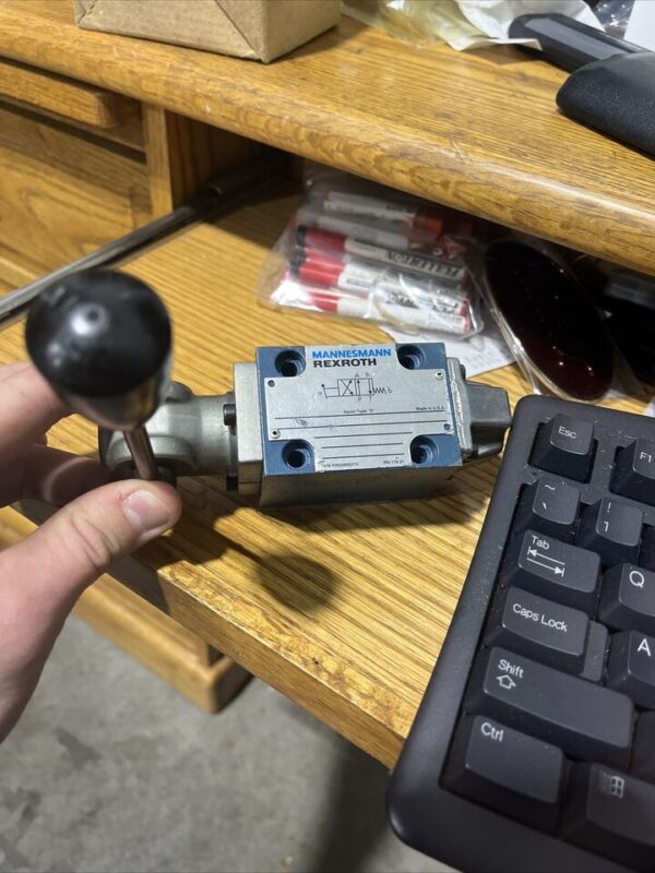 REXROTH 4WMM6D53/ VALVE