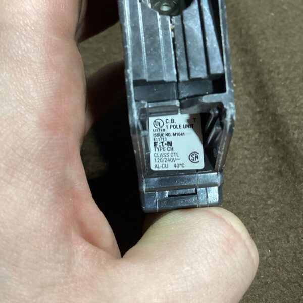 Cutler-Hammer Eaton Circuit Breaker E11713 Single Pole 20amp - Image 2