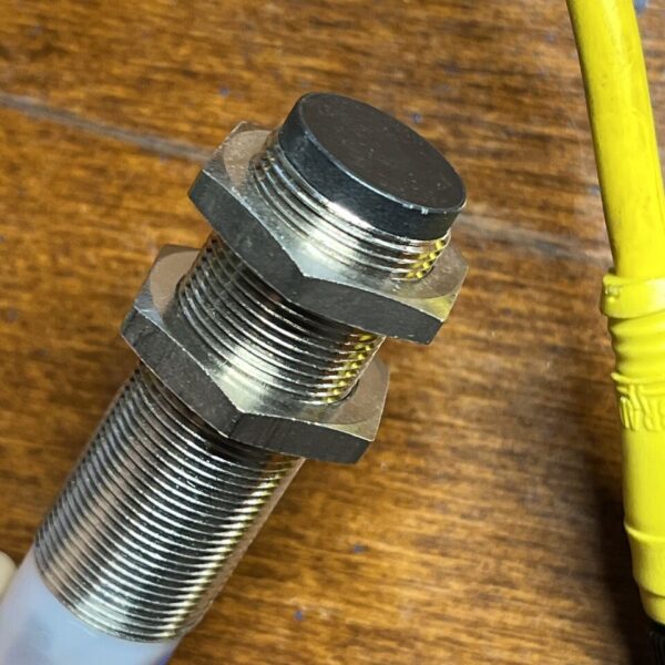 Cutler Hammer E57YED431 Proximity Sensor