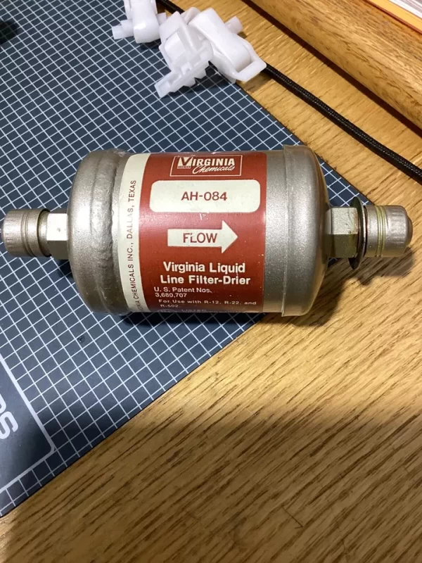 Virginia liquid line filter dryer AH-084 New in stock ships today