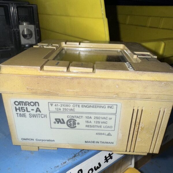 OMRON HFL-A TIME SWITCH - Image 2