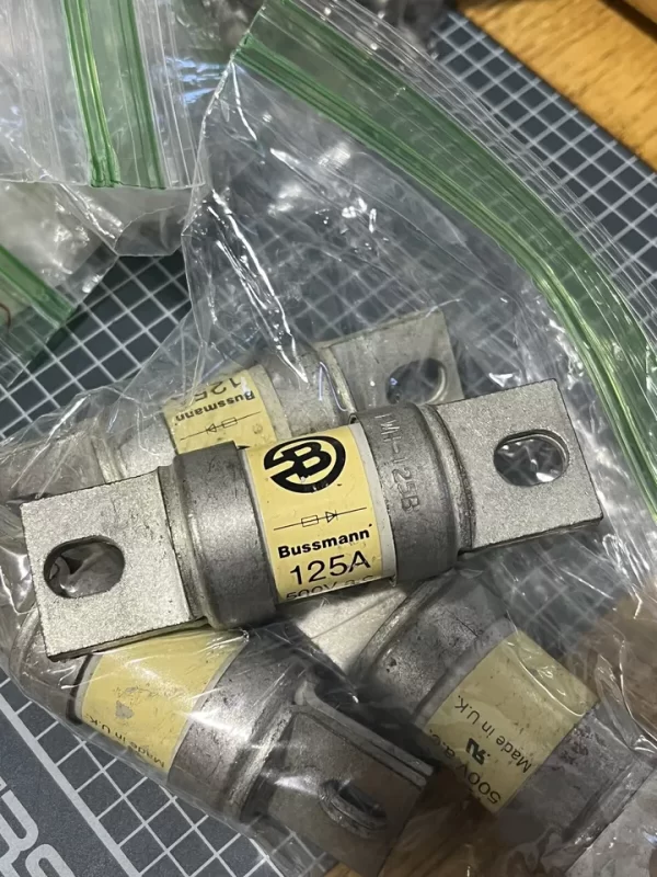 FWH-125B Bussman New Fuses Ships Today￼
