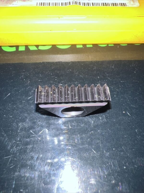 KENNAMETAL STN27115NPS KC635M Thread Milling Insert - Image 2