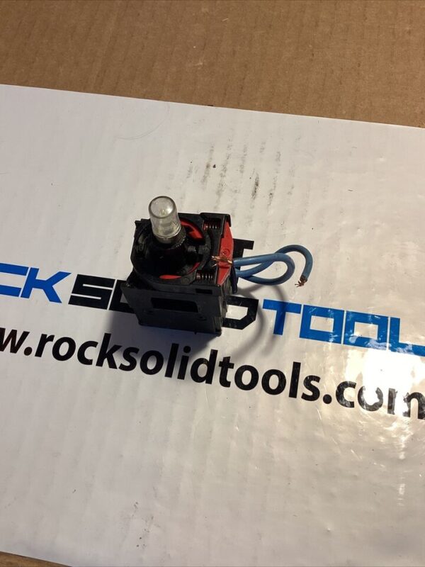 General Electric 080ADV120 Light Snap Lamp w/ 080B11V Contact Block - USED