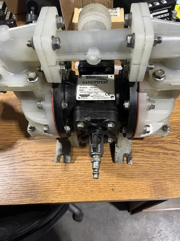 Sandpiper S07B1P1PPNS000. Double Diaphragm Pump, Polypropylene, Air Operated,