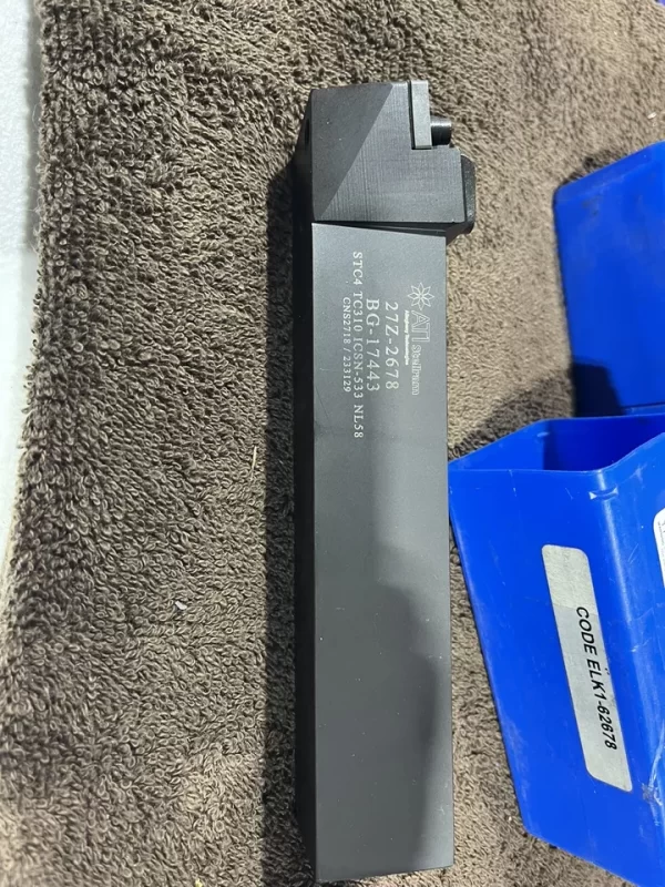 Stellram Kennametal Insertable turning tool holder 27Z-2678