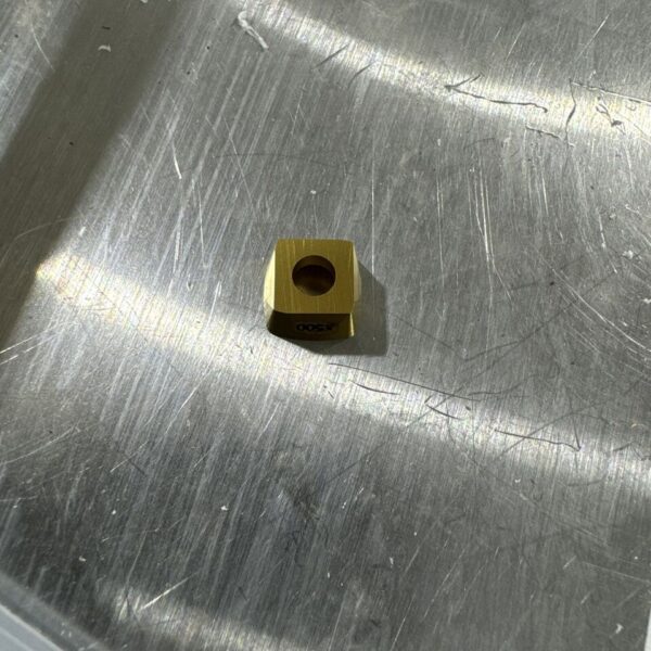 KENNAMETAL XDLT090412ERD411 New Carbide Inserts 5655172 Grade X500 10pcs - Image 2