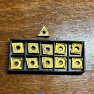 Mitsubishi Carbide Turning Inserts - 11 Pieces