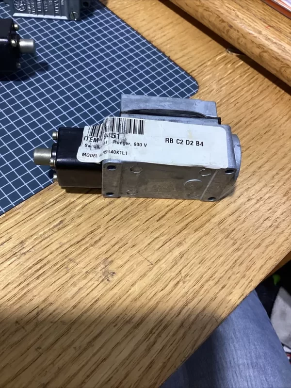 General Electric CR9440K1L1 Limit Switch SELLER REFURBISHED SHIPS TODAY
